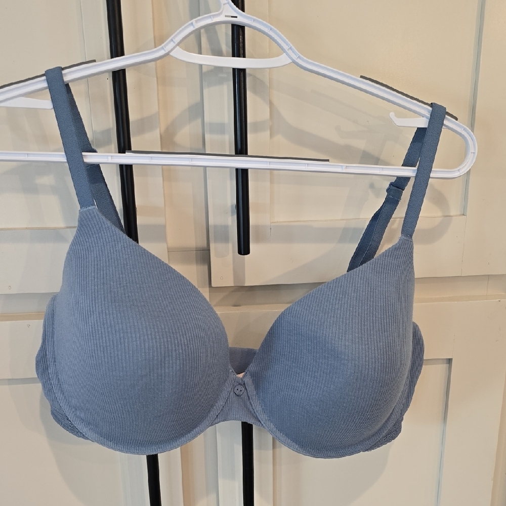 Victoria's Secret Ribbed Slate Blue Underwire T-Shirt Bra